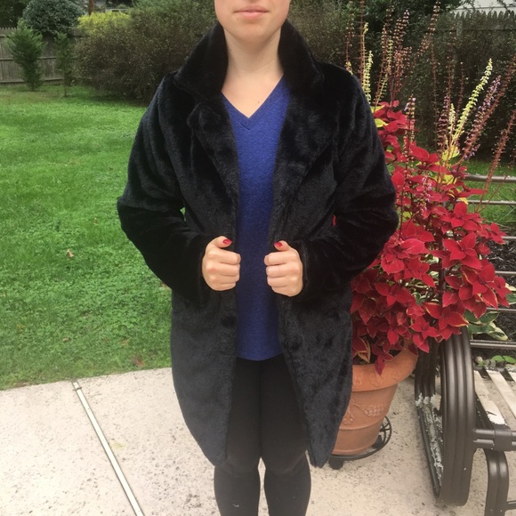 Faux Fur Jacket - Picture 2 of 5